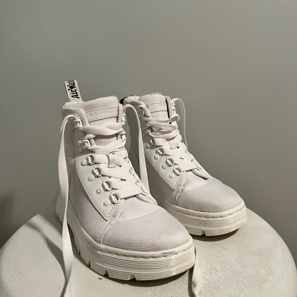 COPY - Dr. Martens Combs Platform Boot